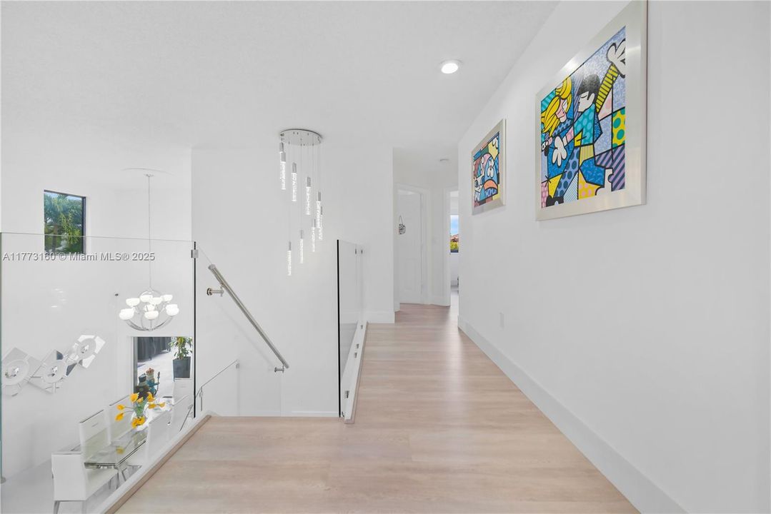 Recently Sold: $849,900 (4 beds, 3 baths, 2062 Square Feet)