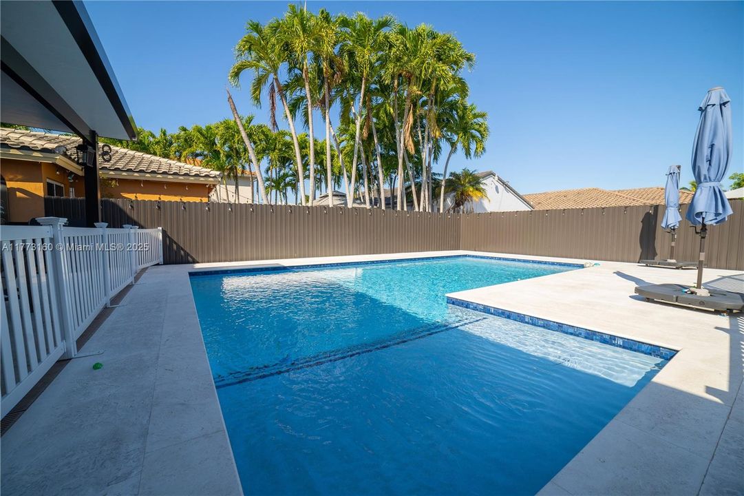 Recently Sold: $849,900 (4 beds, 3 baths, 2062 Square Feet)