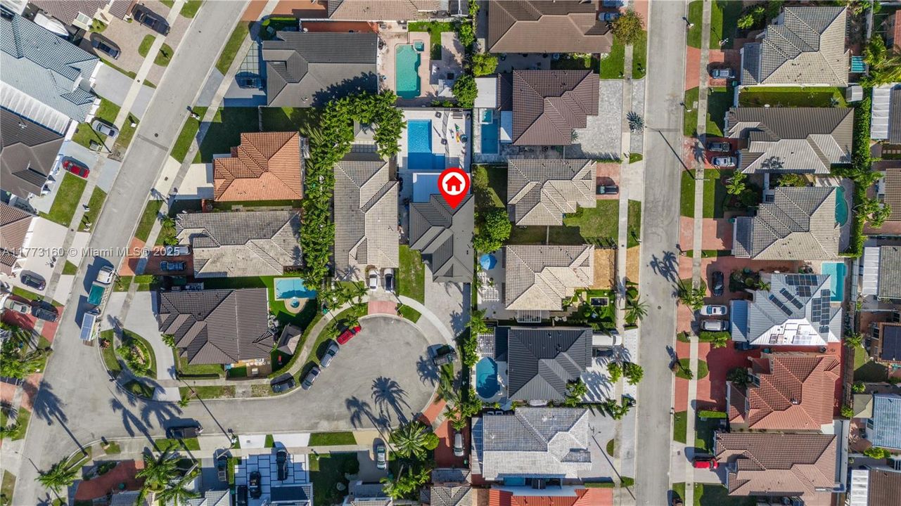 Recently Sold: $849,900 (4 beds, 3 baths, 2062 Square Feet)