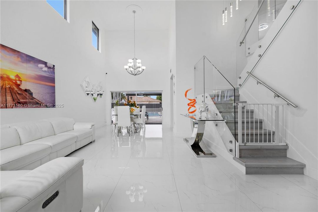 Recently Sold: $849,900 (4 beds, 3 baths, 2062 Square Feet)