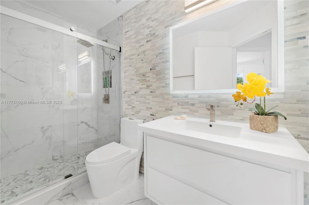 Recently Sold: $849,900 (4 beds, 3 baths, 2062 Square Feet)