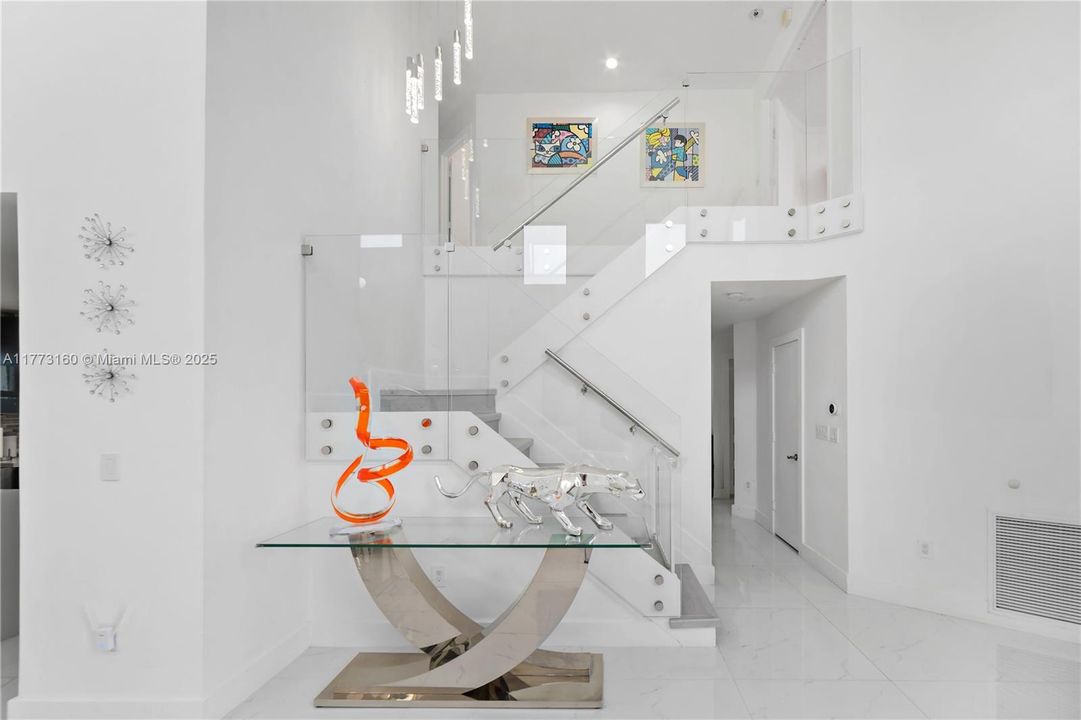 Recently Sold: $849,900 (4 beds, 3 baths, 2062 Square Feet)