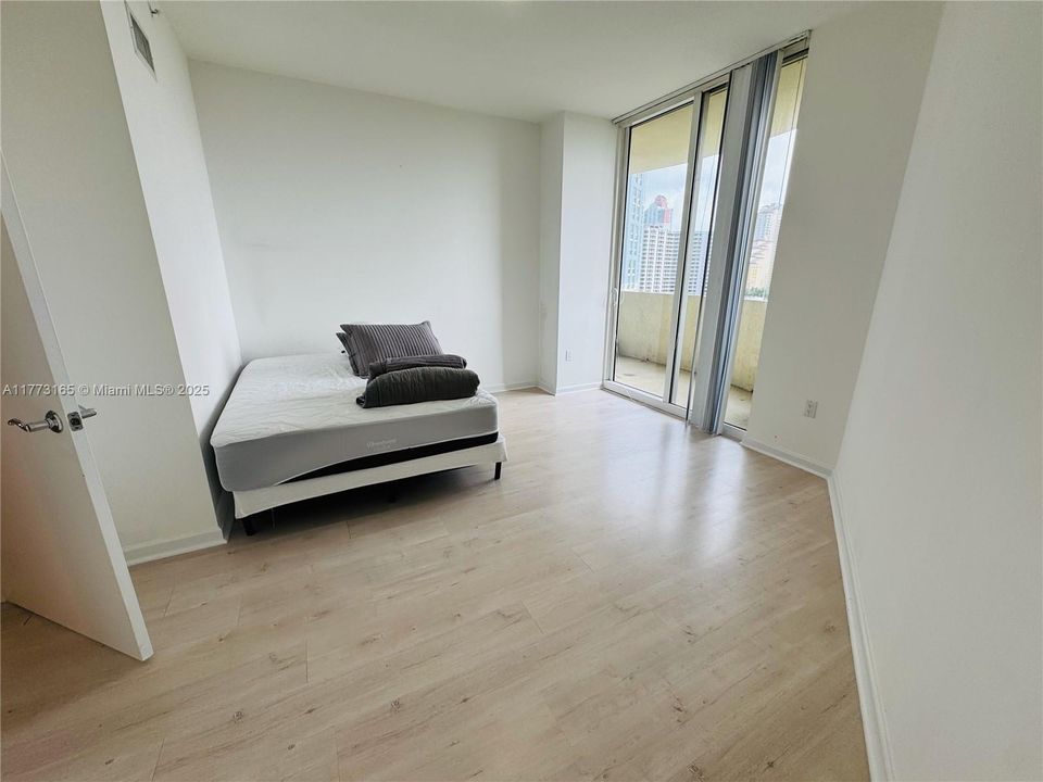 Недавно арендовано: $2,250 (1 спален, 1 ванн, 860 Квадратных фут)