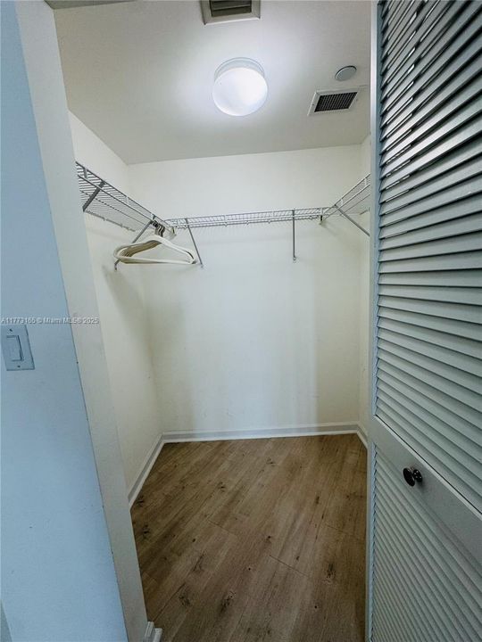 Недавно арендовано: $2,250 (1 спален, 1 ванн, 860 Квадратных фут)