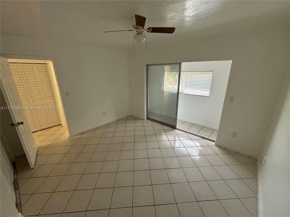 Recently Rented: $1,560 (1 beds, 1 baths, 0 Square Feet)