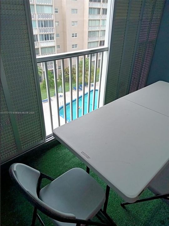 Recently Rented: $1,500 (1 beds, 1 baths, 730 Square Feet)