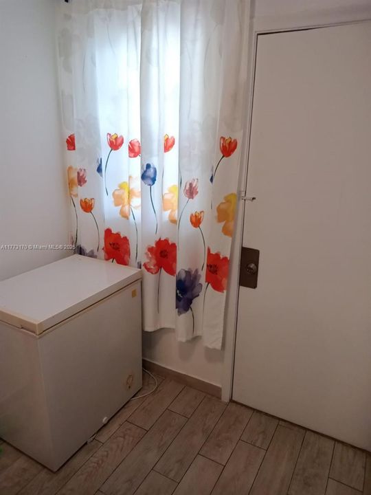 Recently Rented: $1,500 (1 beds, 1 baths, 730 Square Feet)