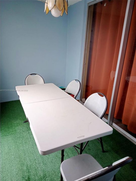 Recently Rented: $1,500 (1 beds, 1 baths, 730 Square Feet)