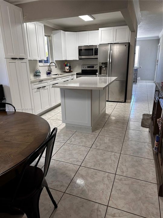 Recently Rented: $3,200 (4 beds, 2 baths, 1703 Square Feet)