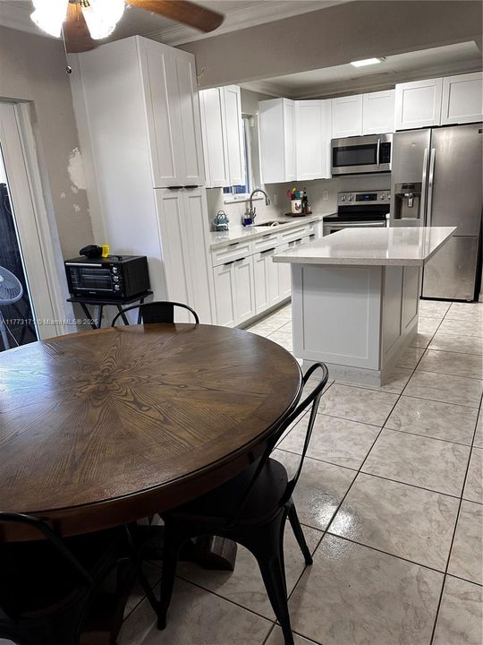 Recently Rented: $3,200 (4 beds, 2 baths, 1703 Square Feet)