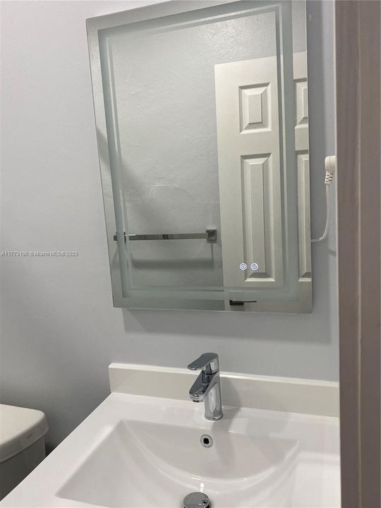 最近租的: $1,500 (1 贝兹, 1 浴室, 1597 平方英尺)