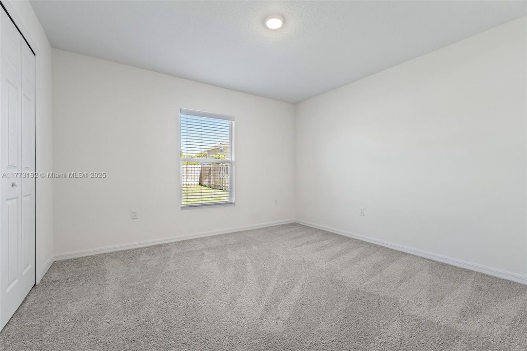 Recently Sold: $415,000 (4 beds, 2 baths, 2165 Square Feet)