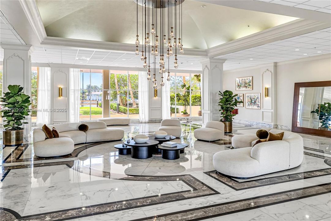 Recientemente alquilado: $4,950 (2 camas, 2 baños, 1270 Pies cuadrados)