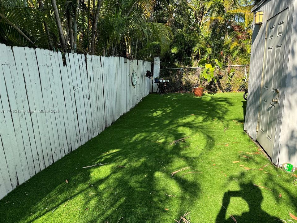 Recently Rented: $2,800 (2 beds, 1 baths, 1690 Square Feet)