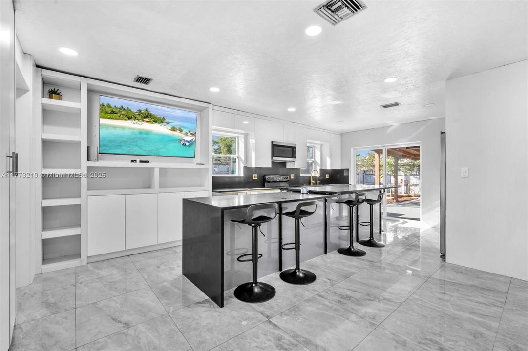 Vendido Recientemente: $450,000 (0 camas, 0 baños, 0 Pies cuadrados)