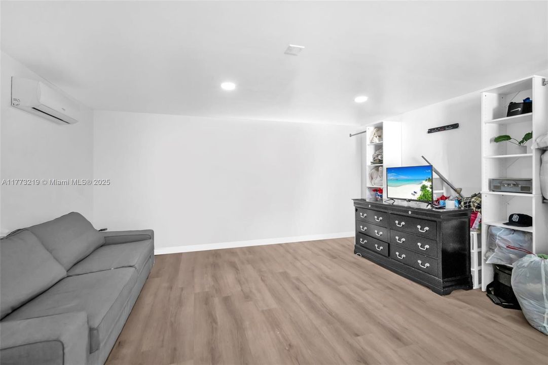 Vendido Recientemente: $450,000 (0 camas, 0 baños, 0 Pies cuadrados)