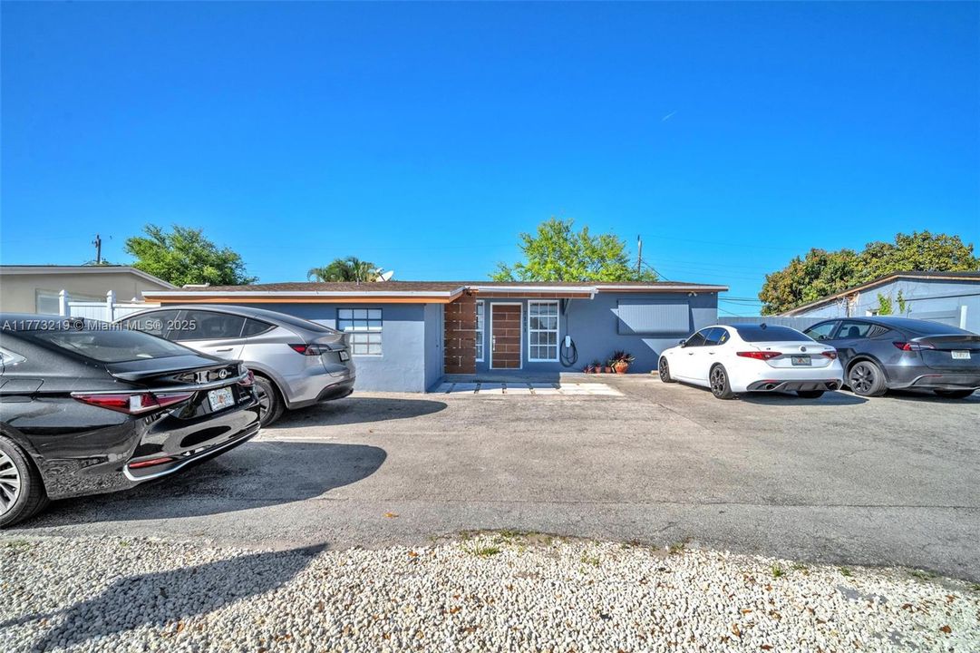 Vendido Recientemente: $450,000 (0 camas, 0 baños, 0 Pies cuadrados)