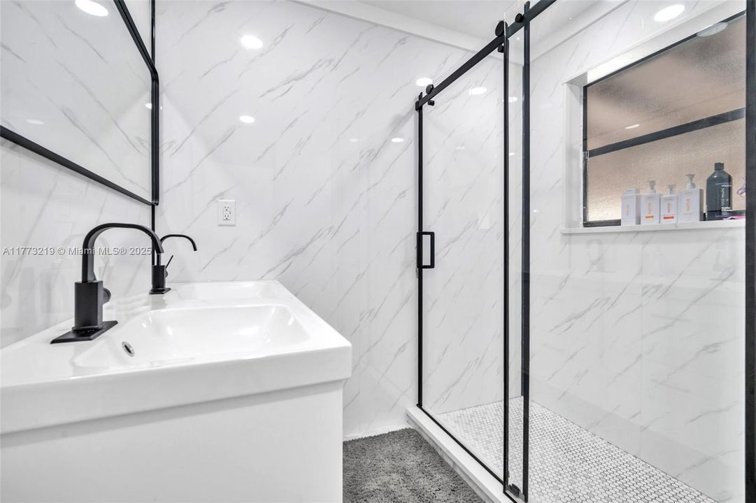 Vendido Recientemente: $450,000 (0 camas, 0 baños, 0 Pies cuadrados)