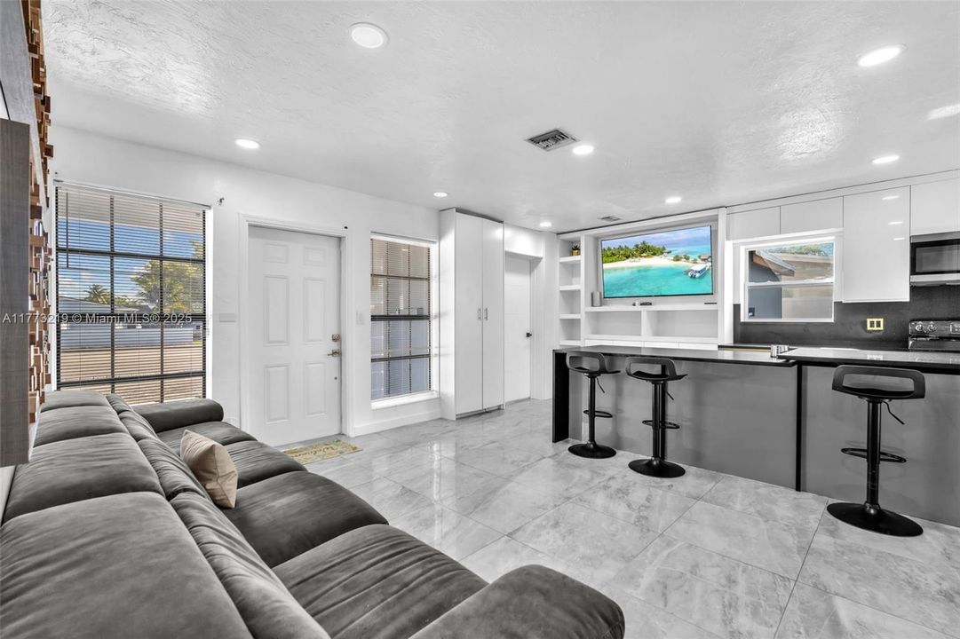 Vendido Recientemente: $450,000 (0 camas, 0 baños, 0 Pies cuadrados)