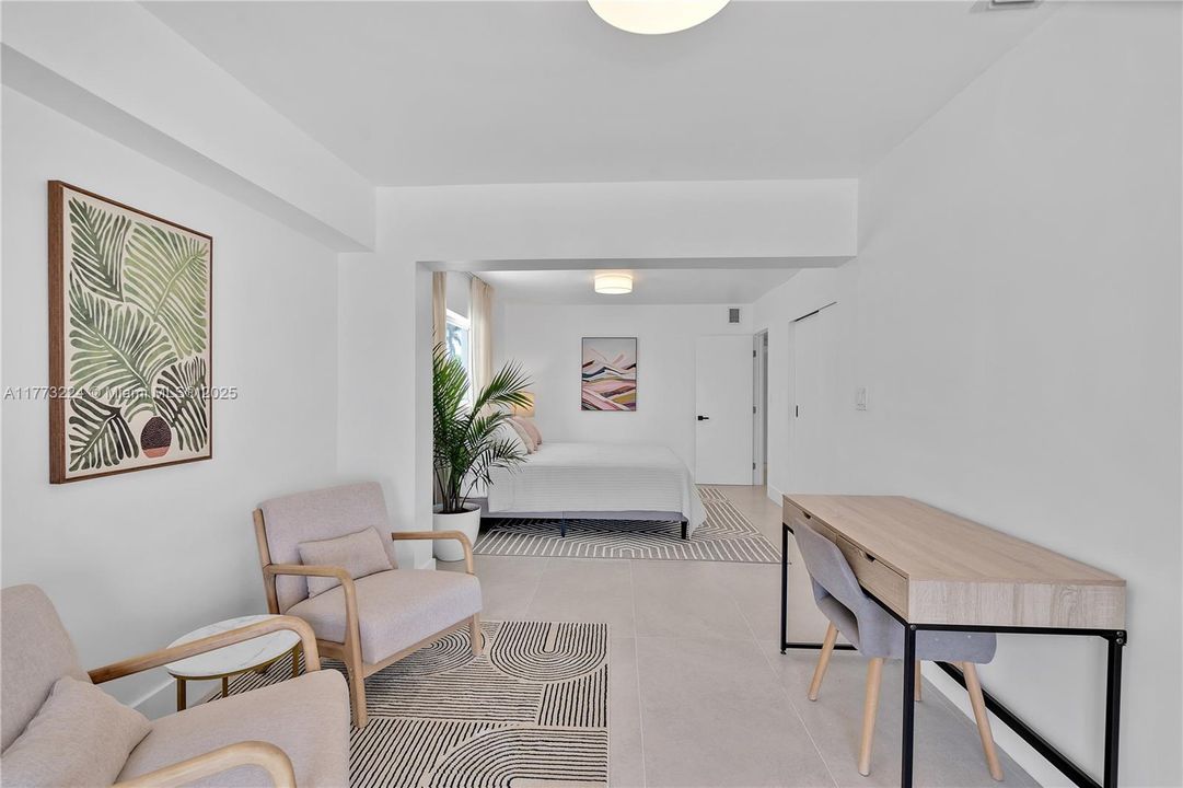 Vendido Recientemente: $3,950,000 (4 camas, 4 baños, 2278 Pies cuadrados)