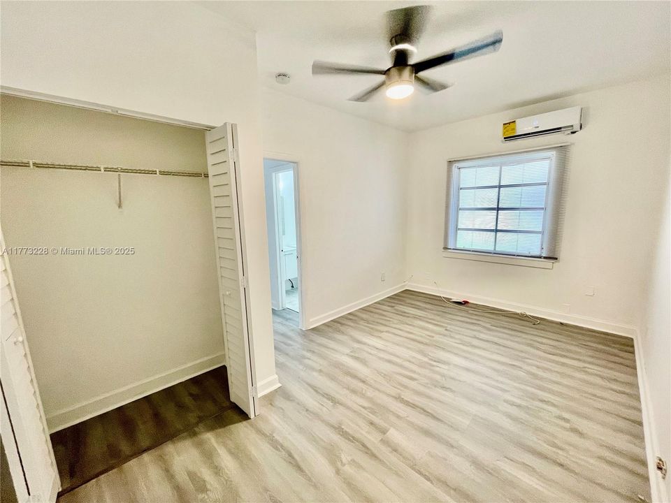 Недавно арендовано: $2,100 (1 спален, 1 ванн, 700 Квадратных фут)