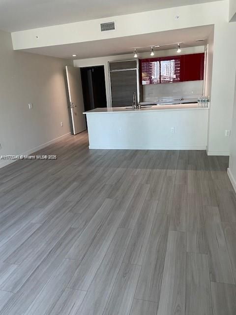 Недавно арендовано: $3,420 (1 спален, 1 ванн, 769 Квадратных фут)