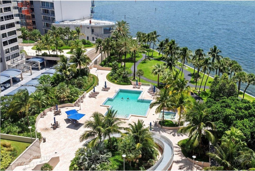 最近租的: $13,000 (3 贝兹, 2 浴室, 2614 平方英尺)