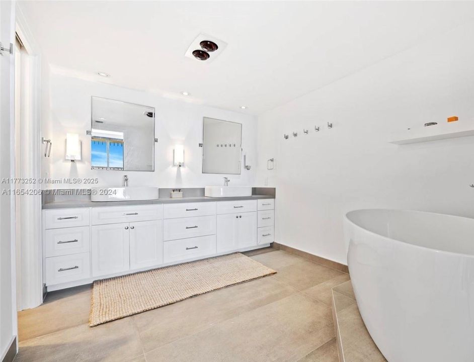 最近租的: $13,000 (3 贝兹, 2 浴室, 2614 平方英尺)