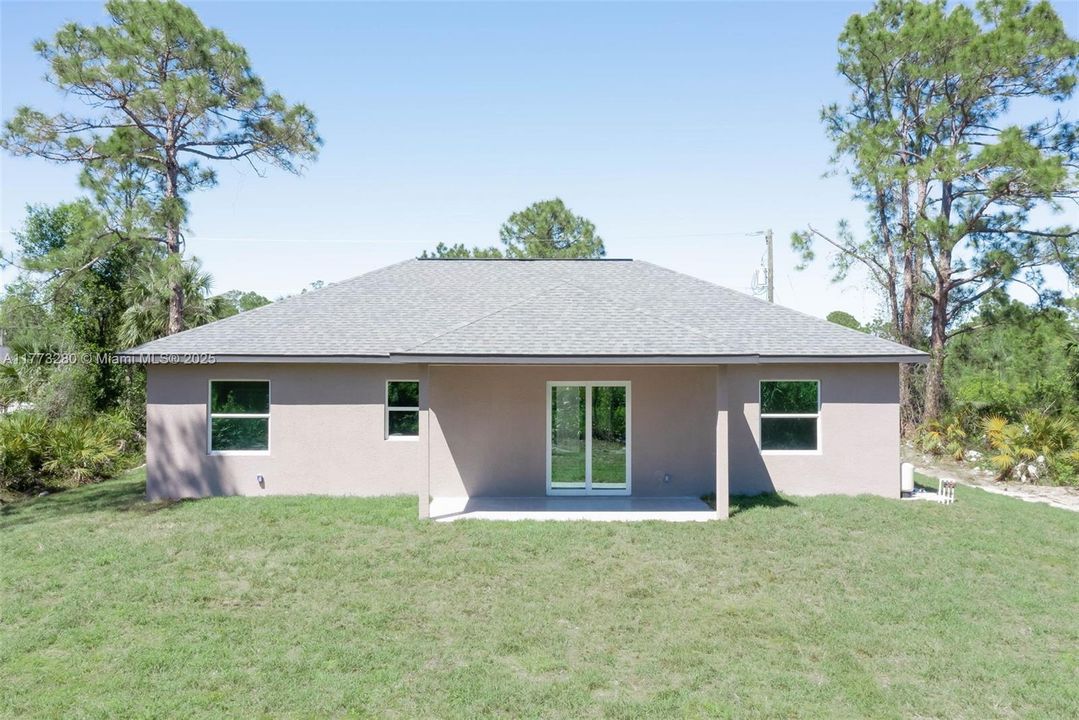 Recently Sold: $328,800 (4 beds, 2 baths, 1639 Square Feet)