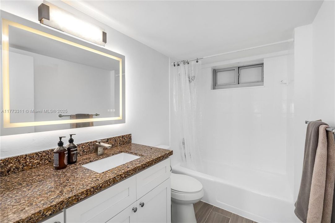 Vendido Recientemente: $299,000 (1 camas, 1 baños, 730 Pies cuadrados)