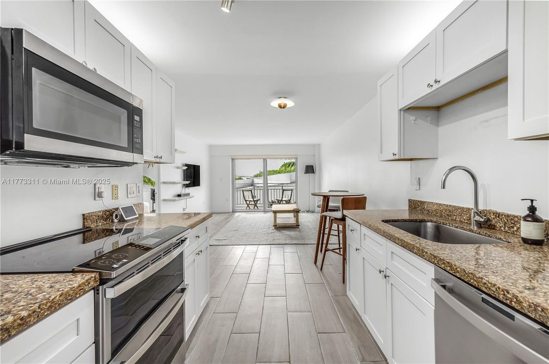 Vendido Recientemente: $299,000 (1 camas, 1 baños, 730 Pies cuadrados)