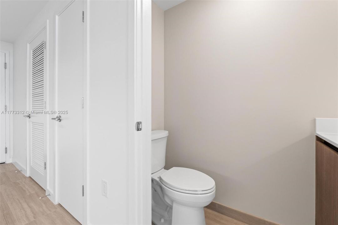 На продажу: $899,000 (1 спален, 1 ванн, 639 Квадратных фут)