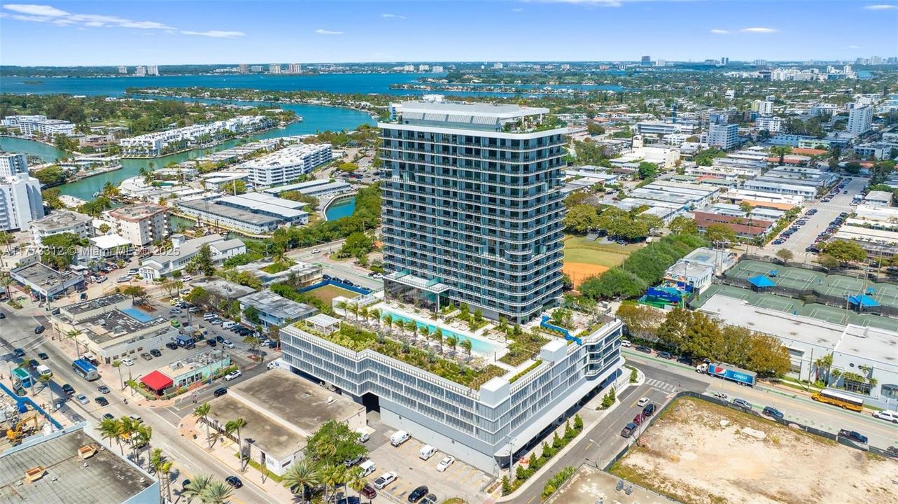 На продажу: $899,000 (1 спален, 1 ванн, 639 Квадратных фут)