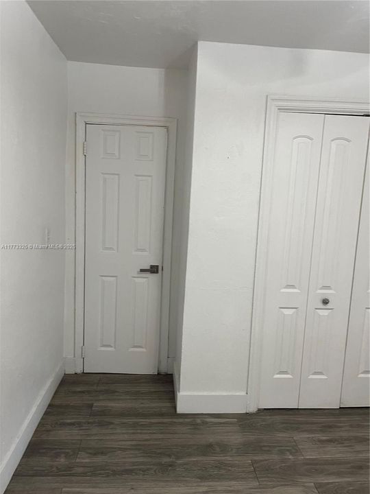 最近租的: $2,400 (2 贝兹, 1 浴室, 1832 平方英尺)