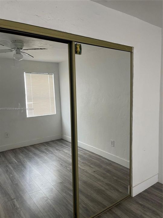 最近租的: $2,400 (2 贝兹, 1 浴室, 1832 平方英尺)