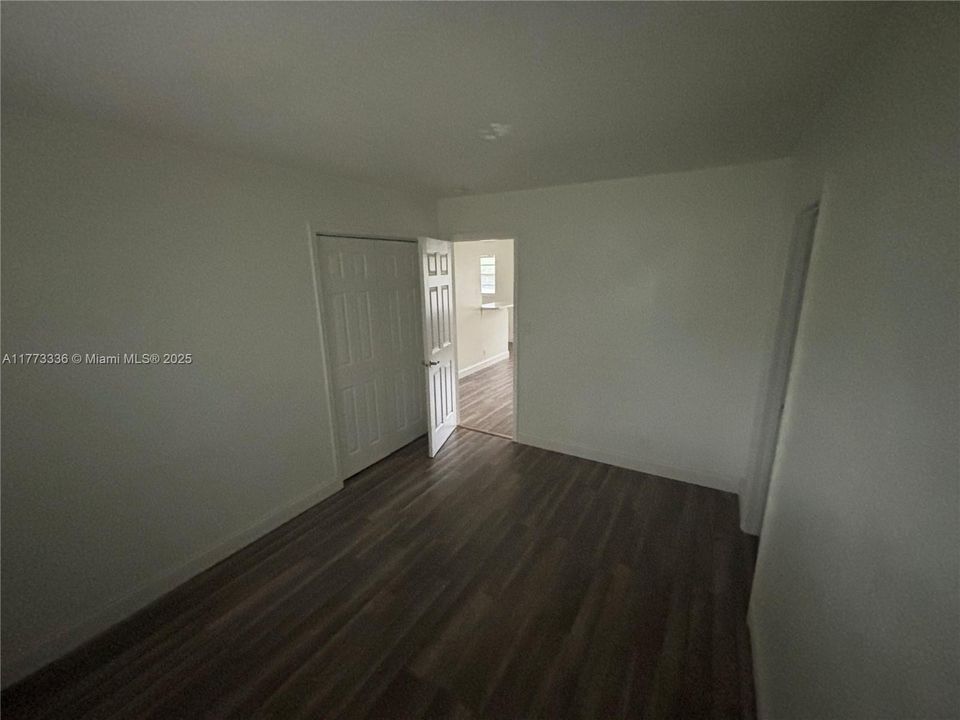 最近租的: $1,700 (2 贝兹, 1 浴室, 0 平方英尺)