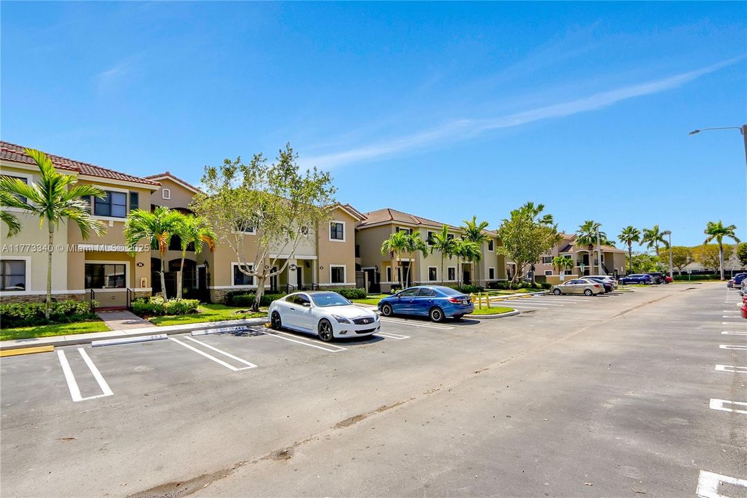 Recently Sold: $379,999 (3 beds, 2 baths, 1515 Square Feet)