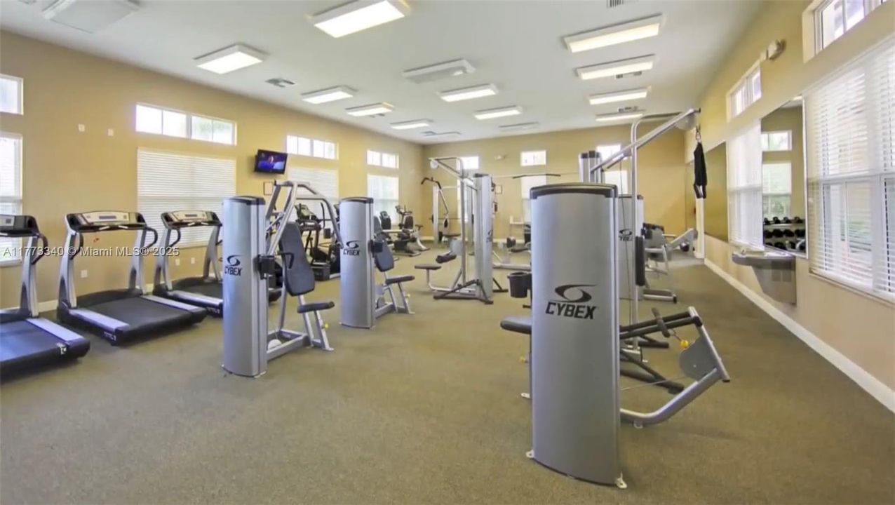 Recently Sold: $379,999 (3 beds, 2 baths, 1515 Square Feet)