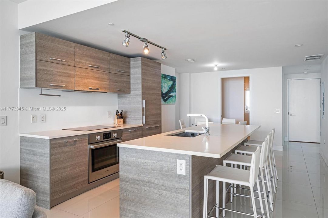 Недавно арендовано: $5,700 (2 спален, 3 ванн, 1198 Квадратных фут)