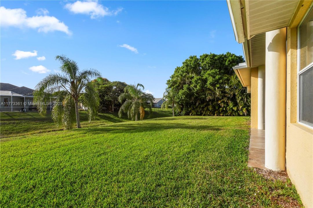 最近租的: $2,750 (3 贝兹, 2 浴室, 2367 平方英尺)