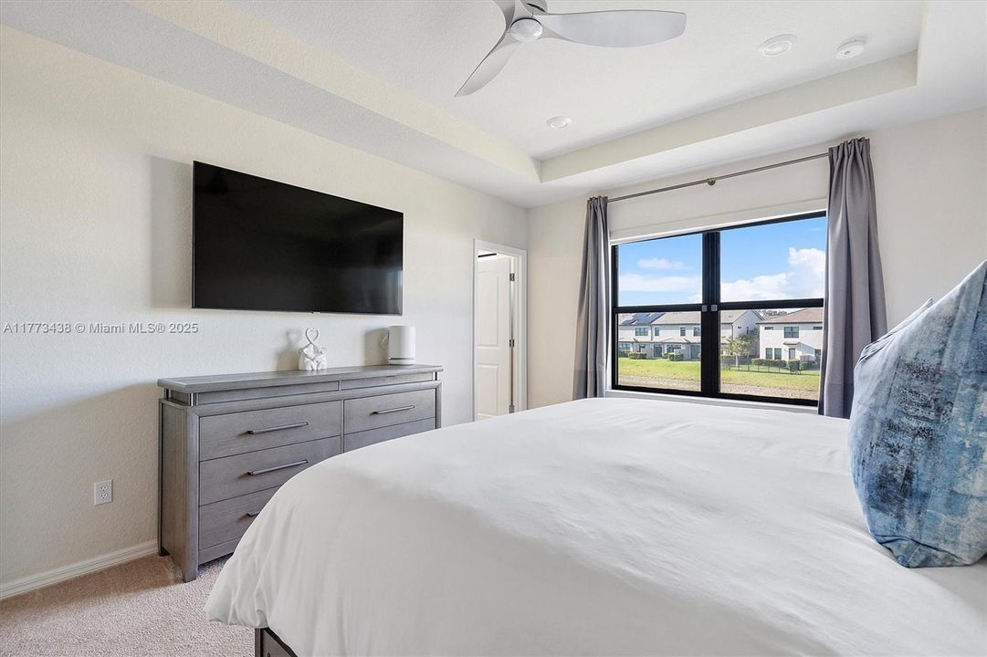 En Venta: $627,500 (3 camas, 2 baños, 1754 Pies cuadrados)