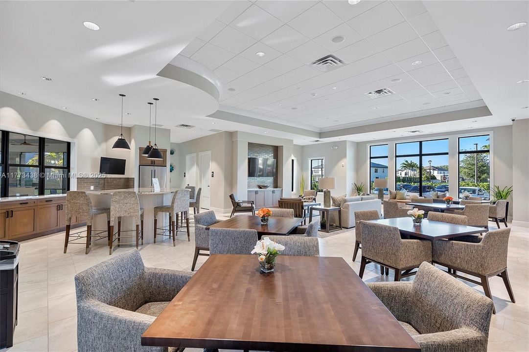 En Venta: $627,500 (3 camas, 2 baños, 1754 Pies cuadrados)