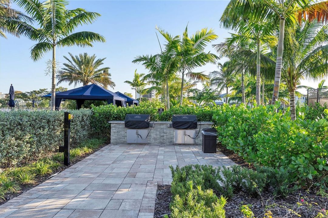 En Venta: $627,500 (3 camas, 2 baños, 1754 Pies cuadrados)