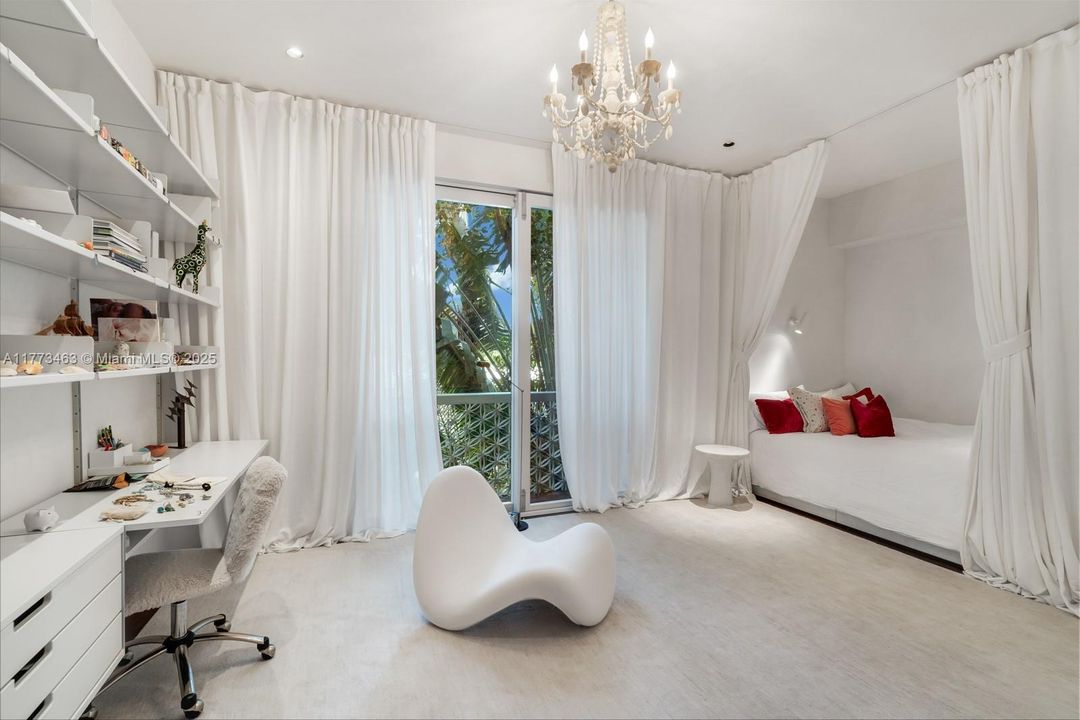 En Venta: $26,900,000 (6 camas, 6 baños, 6096 Pies cuadrados)