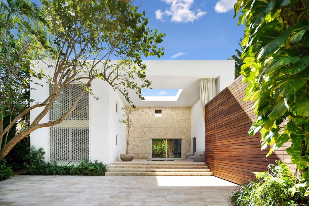 En Venta: $26,900,000 (6 camas, 6 baños, 6096 Pies cuadrados)