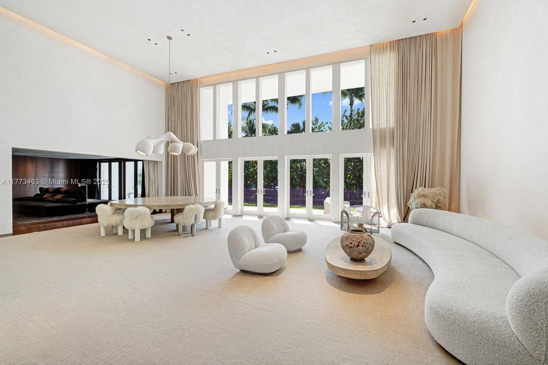 En Venta: $26,900,000 (6 camas, 6 baños, 6096 Pies cuadrados)