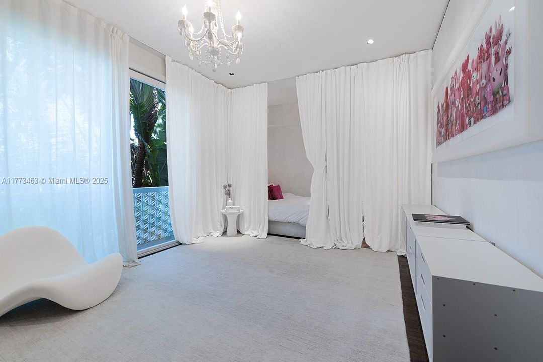 En Venta: $26,900,000 (6 camas, 6 baños, 6096 Pies cuadrados)