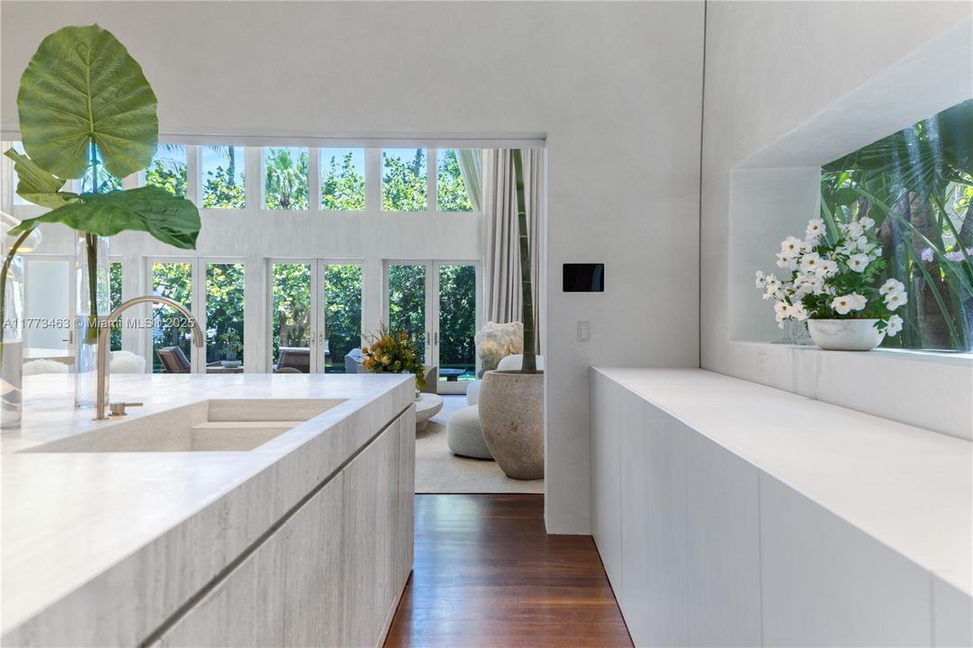 En Venta: $26,900,000 (6 camas, 6 baños, 6096 Pies cuadrados)