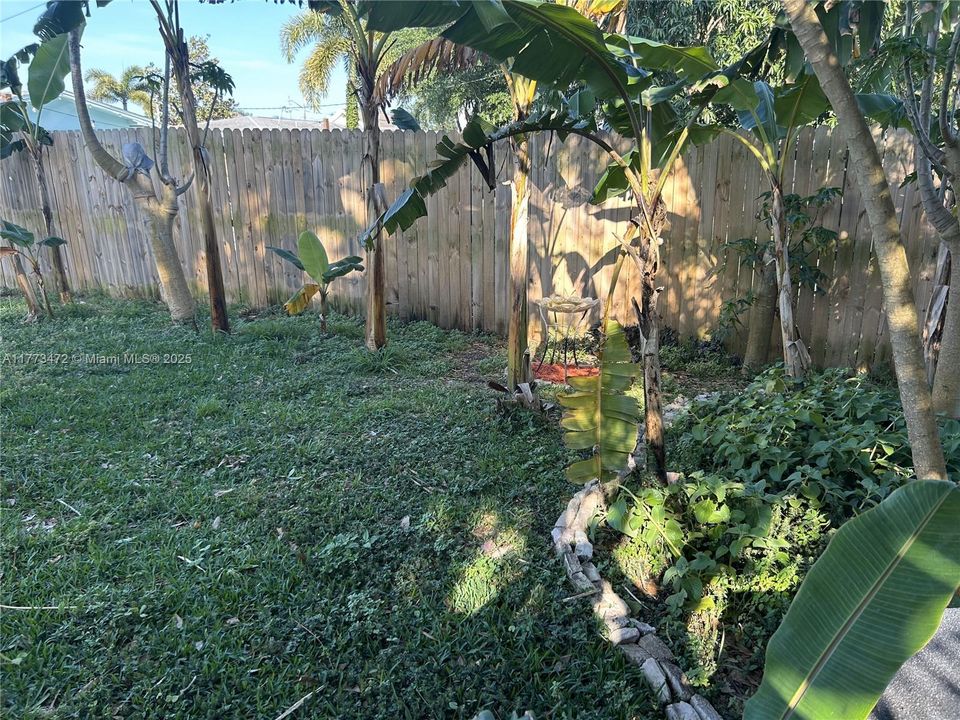 Vendido Recientemente: $340,000 (3 camas, 2 baños, 1410 Pies cuadrados)