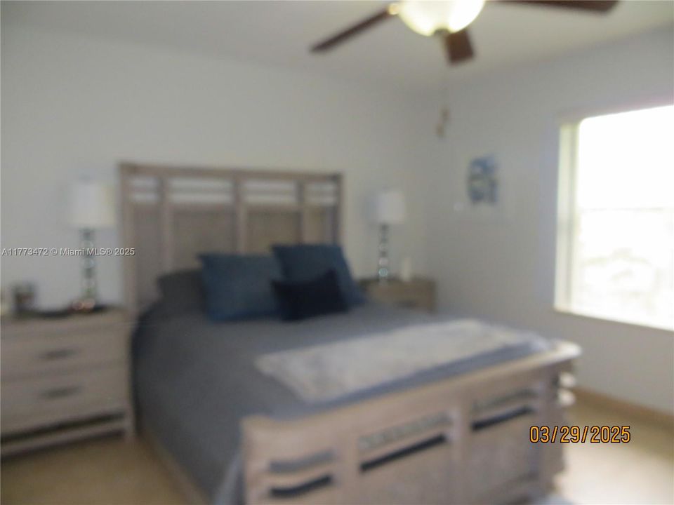 Vendido Recientemente: $340,000 (3 camas, 2 baños, 1410 Pies cuadrados)